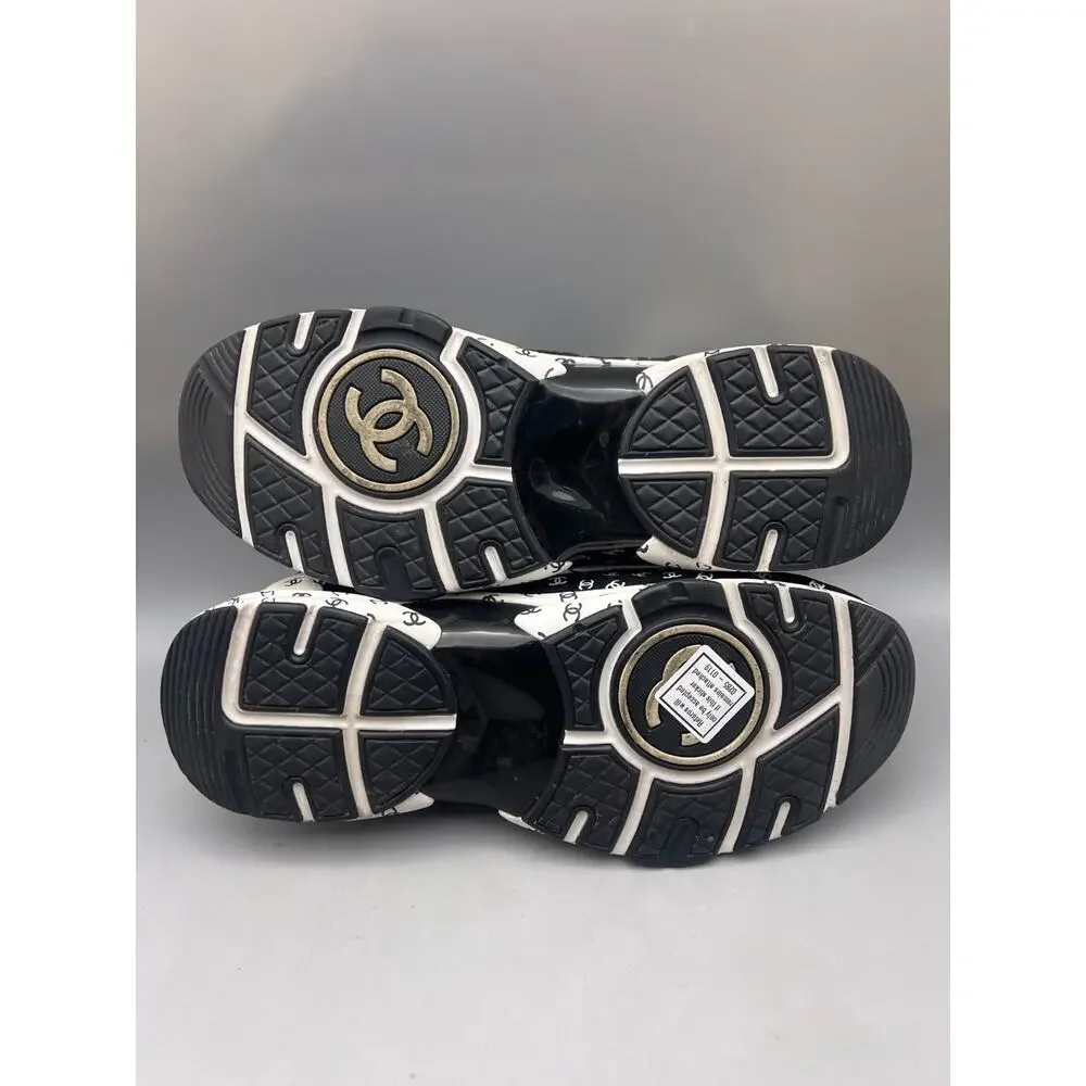Chanel 22A womens Black White Suede All Over CC Logo Low Top Trainer Sneakers 39